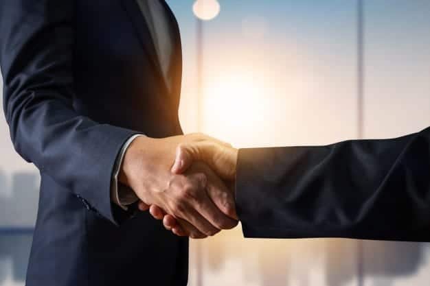 الفرق بين التفاوض والإقناع الفرق بين التفاوض والإقناع